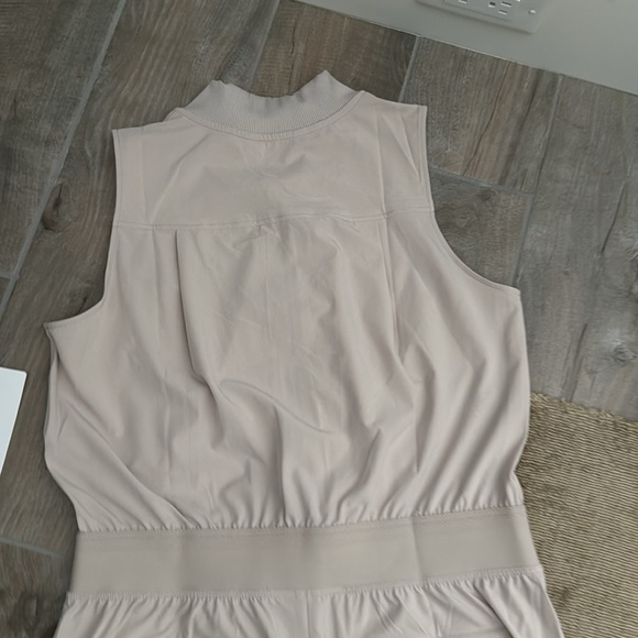 Athleta Brooklyn Utility Romper - Picture 8 of 8